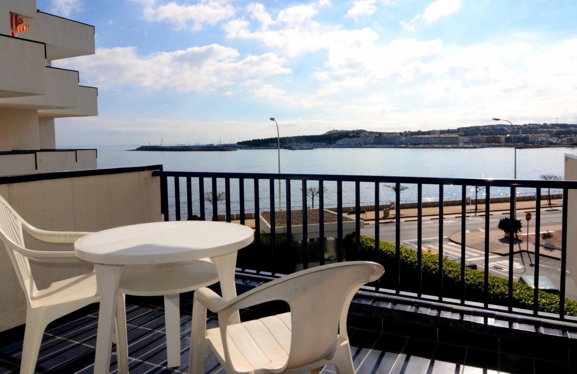 Passeig Del Mar - Apartamentos Primera Linea L' Escala Zewnętrze zdjęcie